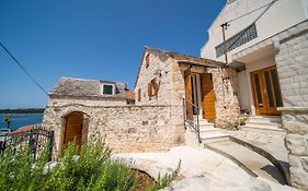 Apartments Mediteraneo Rogoznica